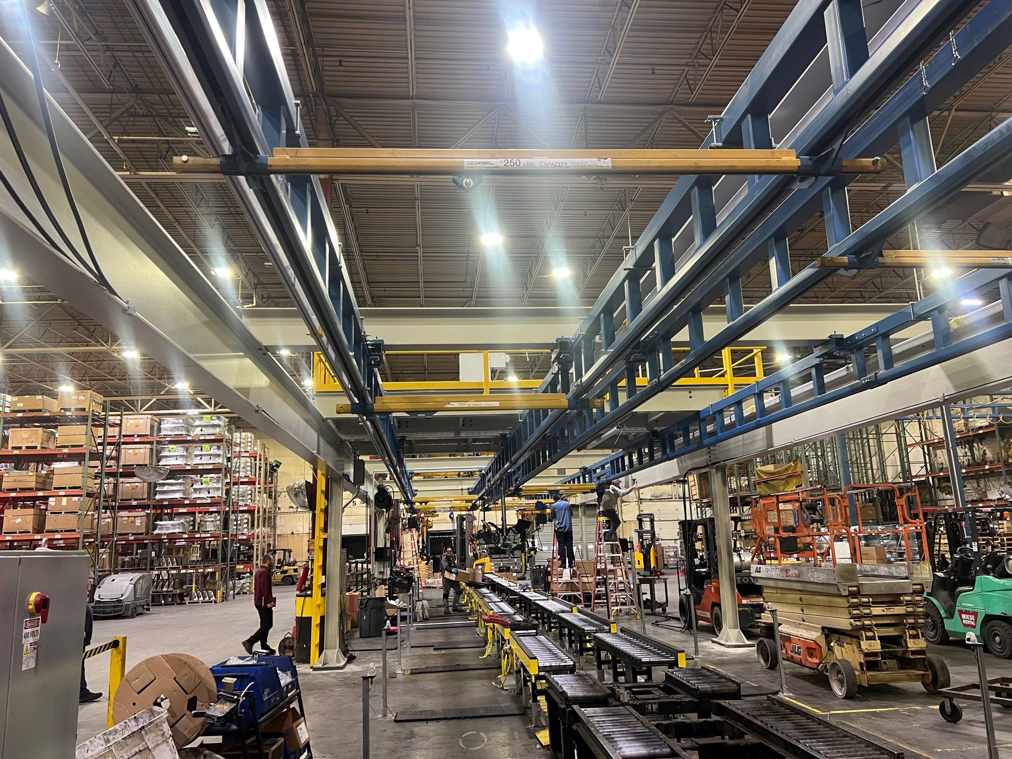 Superstructure Gorbel system designed and installed in a co-operative project between Harriman Material Handling and CraneWerks